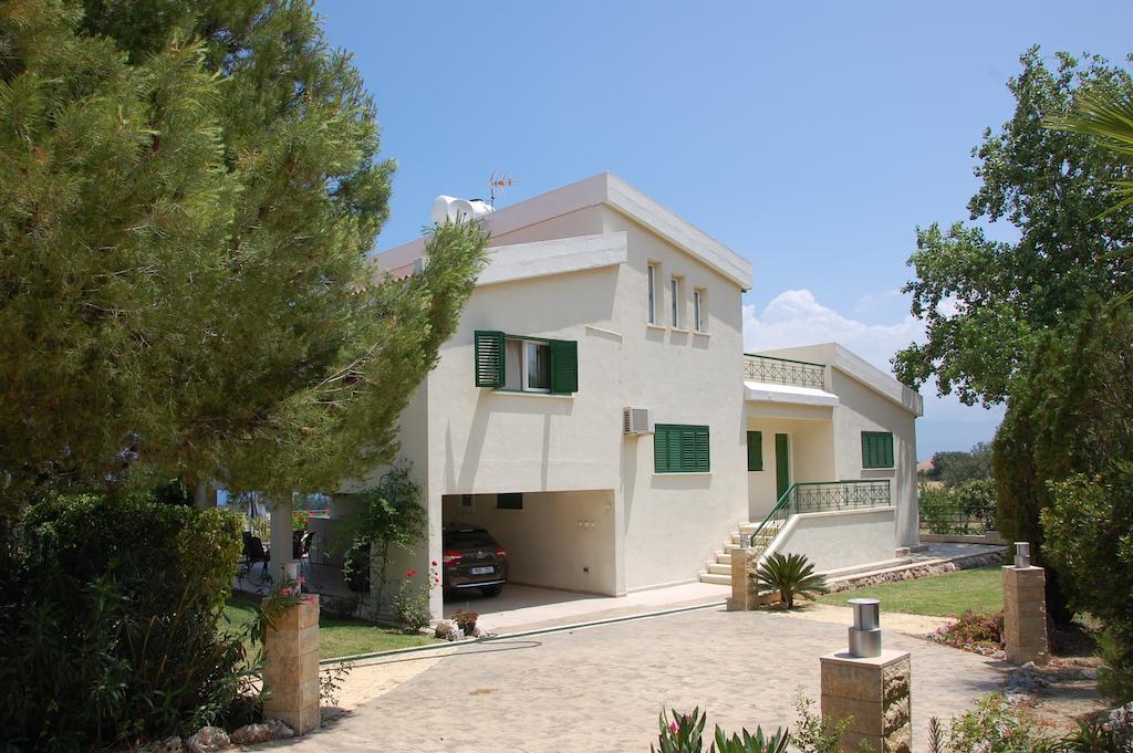 Villa Chrysanthia Polis Pokoj fotografie