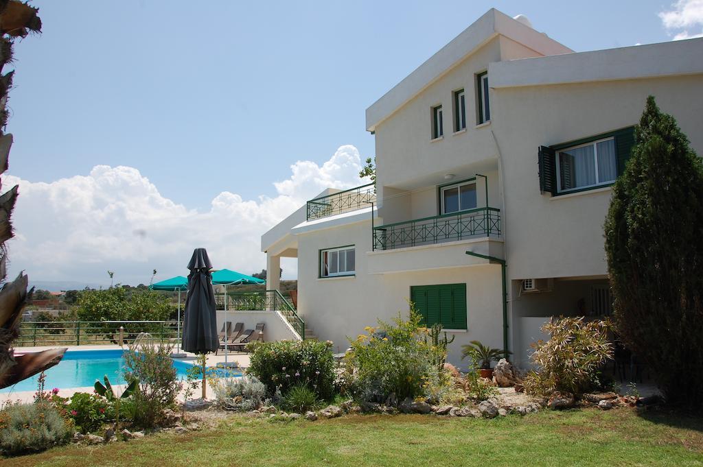 Villa Chrysanthia Polis Pokoj fotografie